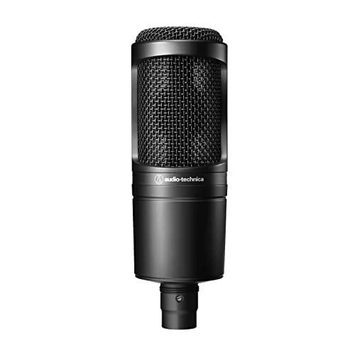 What microphone does captainsparklez use? He uses an Audio Technica Mic